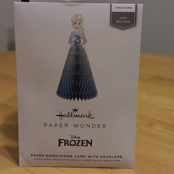 Hallmark x Disney NWT Paper Honeycomb Card w Envelope Choice of Princess 👸 - Picture 6 of 9